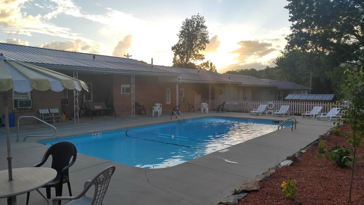 Rosewood Inn Bryson City Exteriör bild